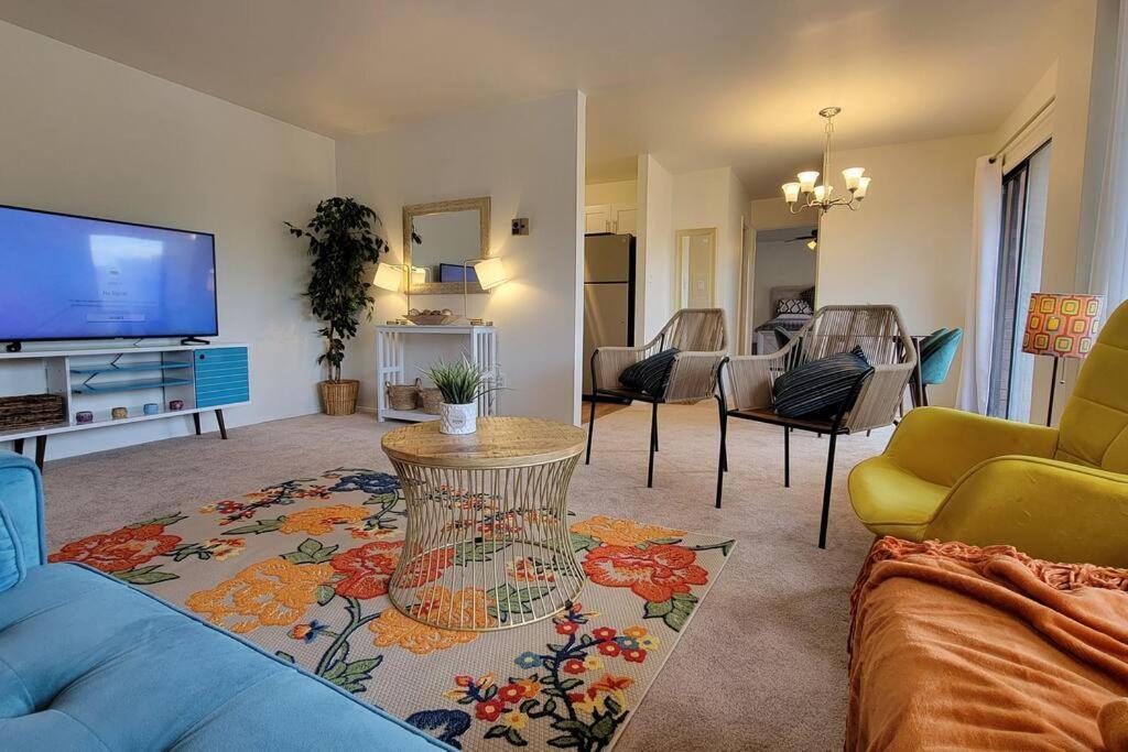 Apartment, One Bedroom Арлингтон Экстерьер фото
