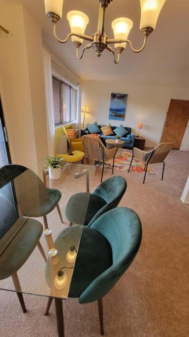 Apartment, One Bedroom Арлингтон Экстерьер фото
