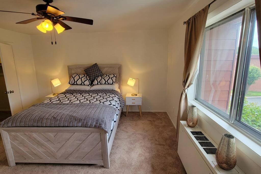 Apartment, One Bedroom Арлингтон Экстерьер фото