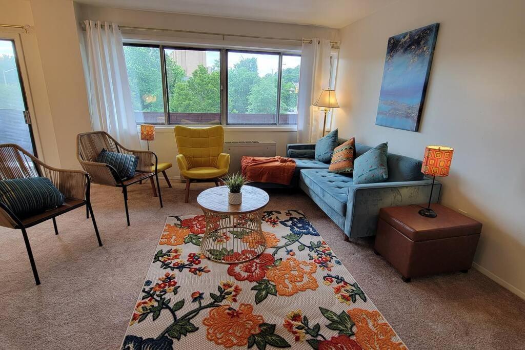 Apartment, One Bedroom Арлингтон Экстерьер фото