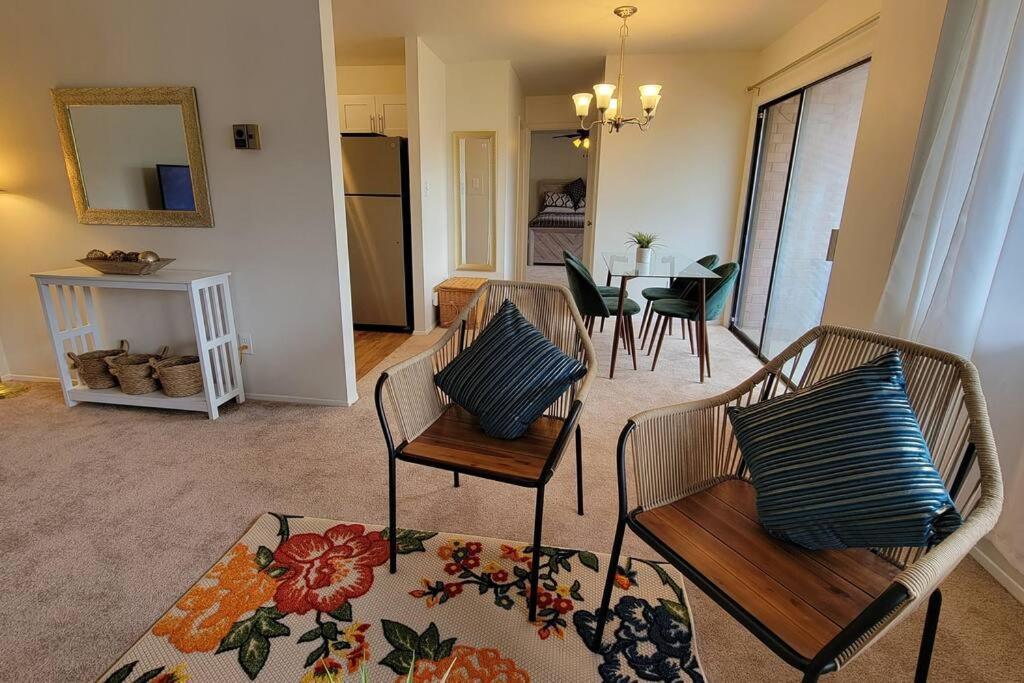 Apartment, One Bedroom Арлингтон Экстерьер фото